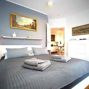  Apartment The Getaway / 80qm In Berlin's Historic Diplomatic Quarter