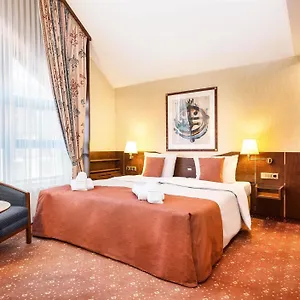 4* Ξενοδοχείο Living Mitte